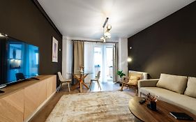 Central Spacious Apartment 506