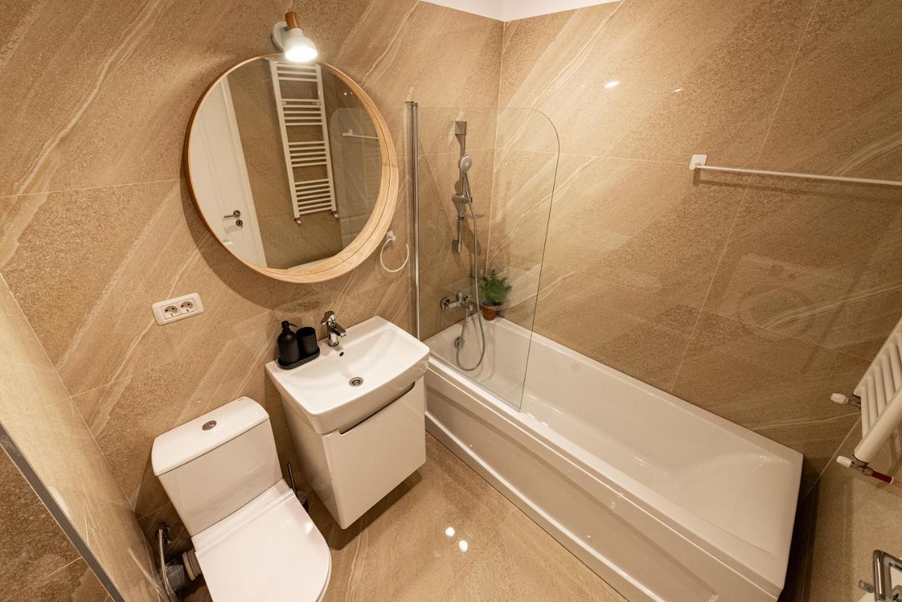 Central Spacious Apartment 506 Бухарест Экстерьер фото